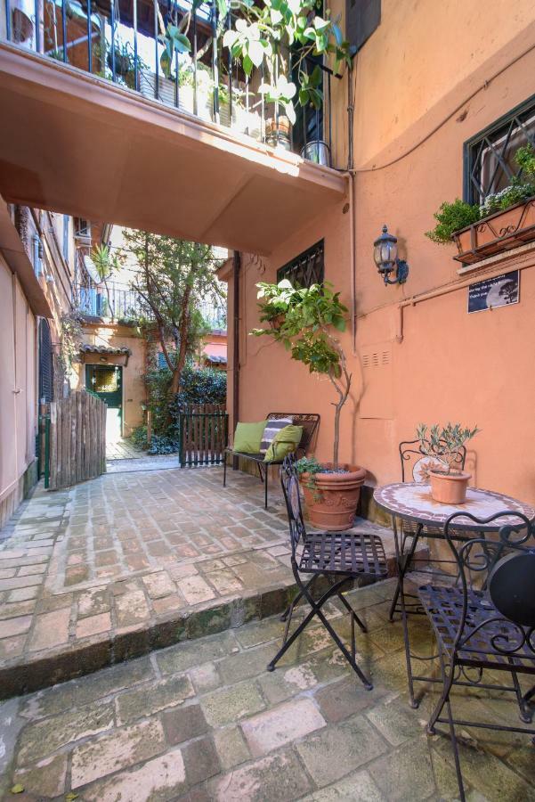 Lovely With Garden In Vatican Museums Trastevere Apartment Rome Exterior photo